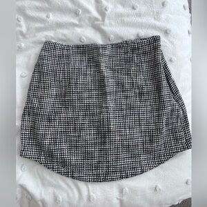 rounded hem houndstooth mini skirt